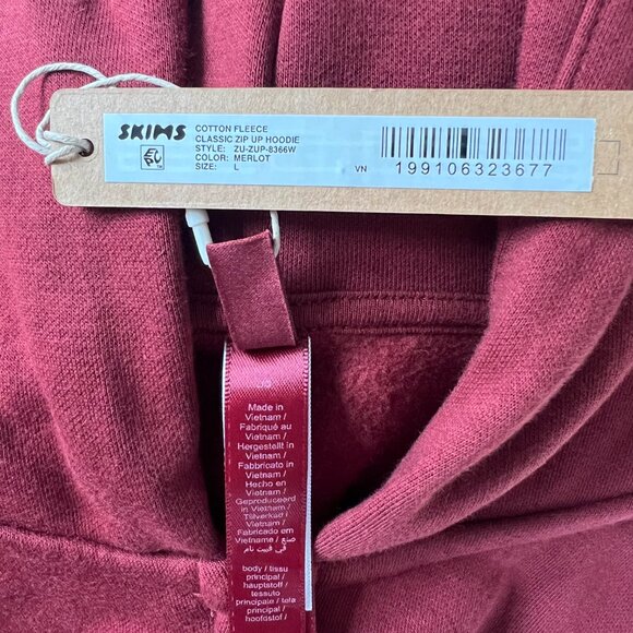 NWT SKIMS Cotton Fleece Classic Zip Up Hoodie - Merlot Red - Size Large - Picture 4 of 6